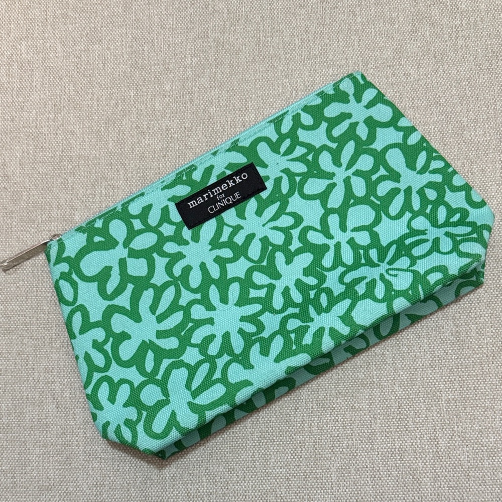 Like New marimekko for Clinique ZipTop Makeup Pouch-Green/Blue Abstract Floral